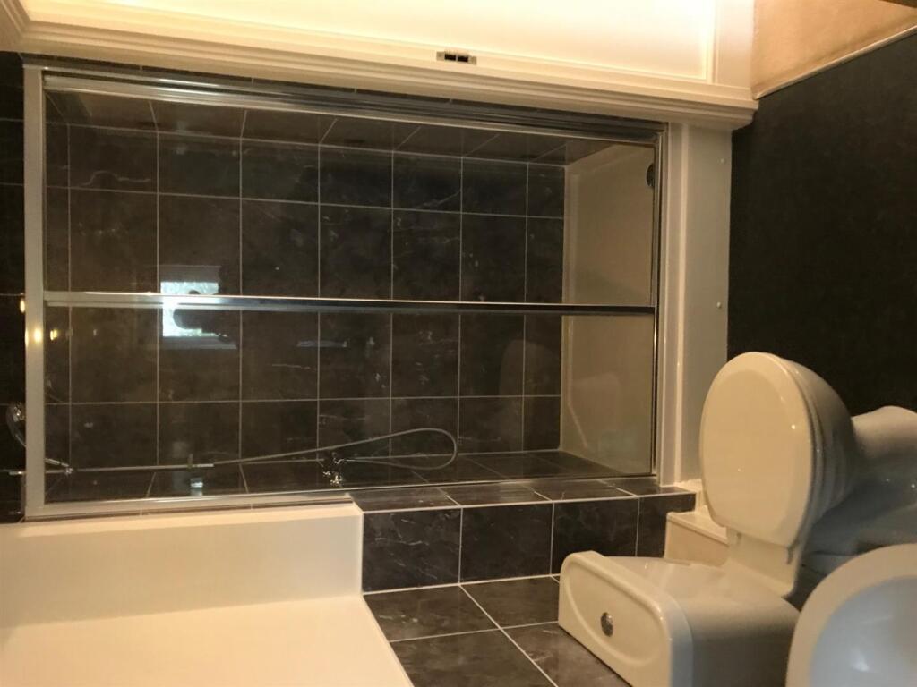 En-suite shower Room