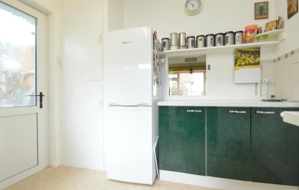 resizedKitchen3.jpg