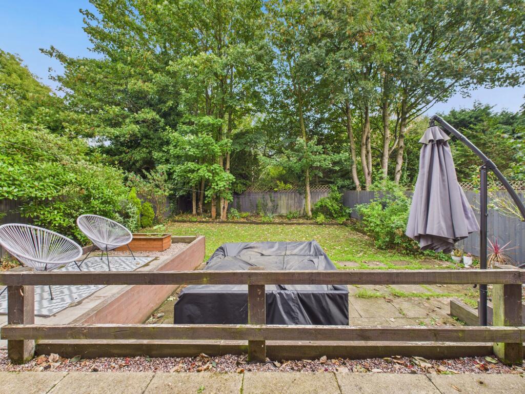 CAM05192G0-PR0138-STILL019