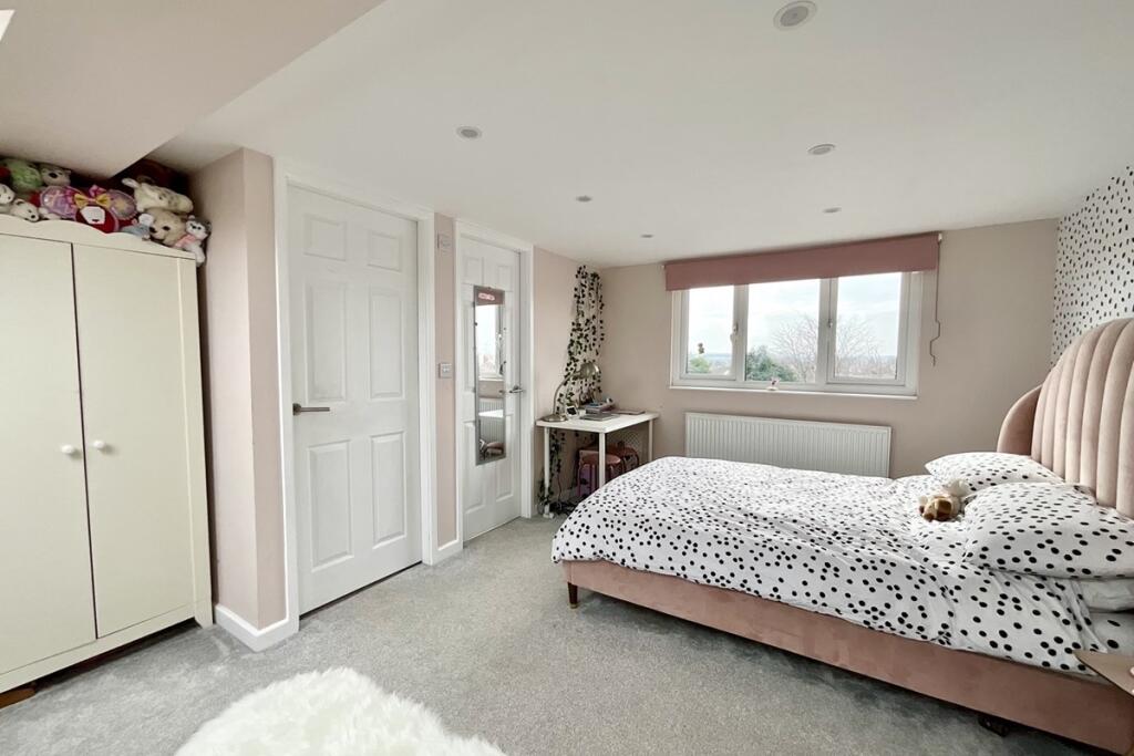attic bedroom