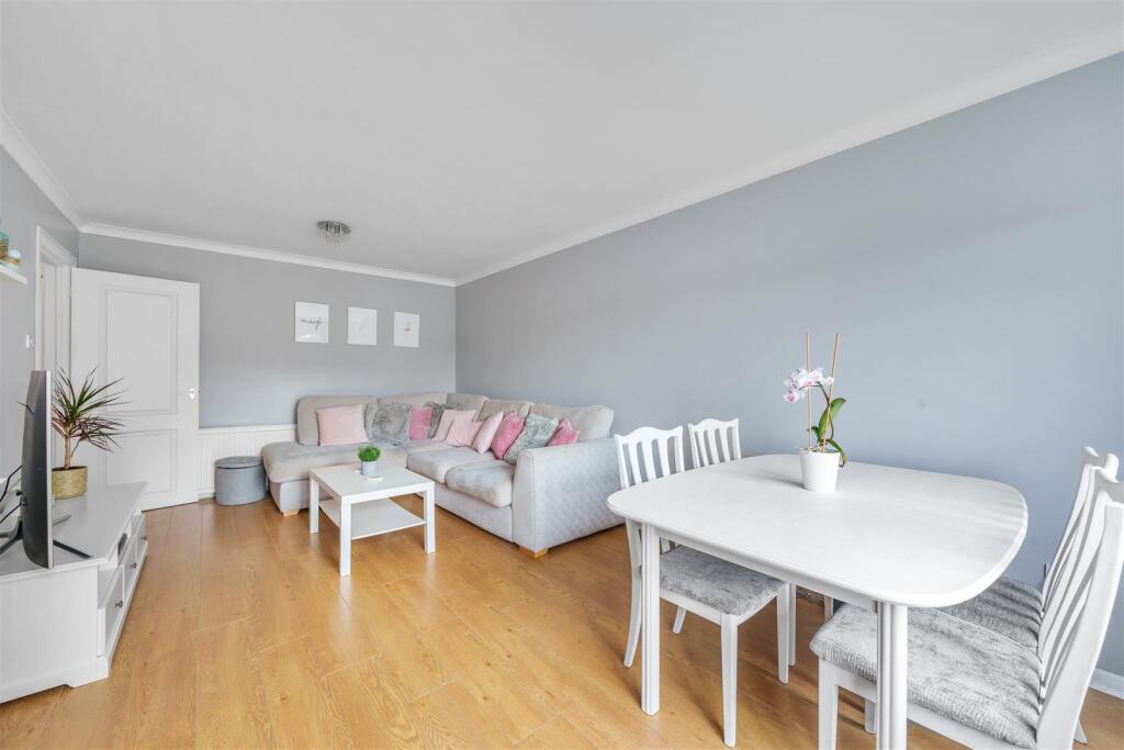 Living Dining Room.jpg