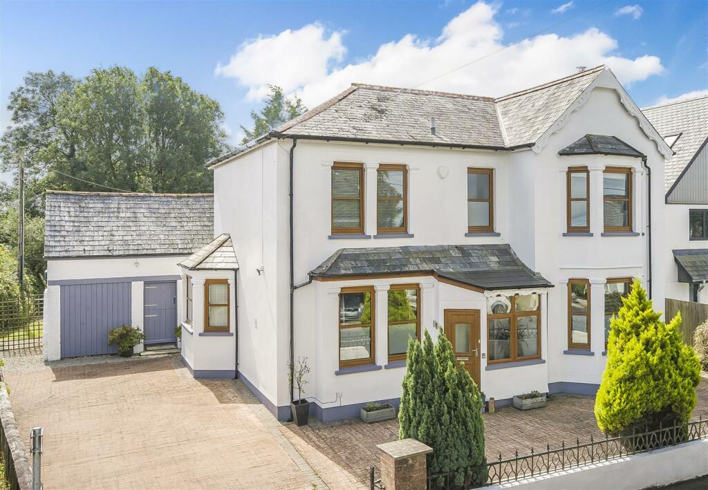 66c8c3b96f728-1174164 (2)e.jpg