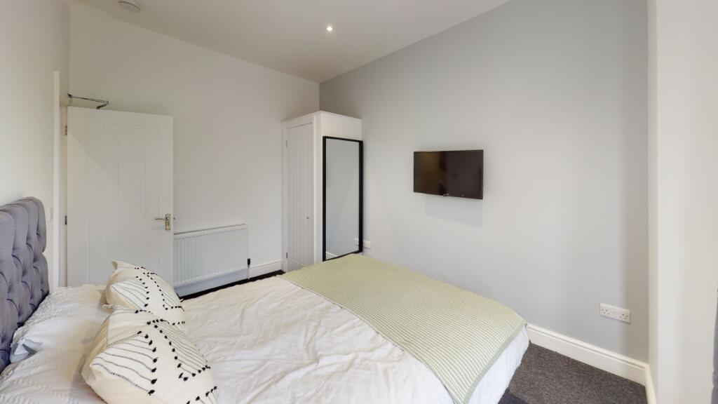 16-Filton-Avenue-Bedroom-5