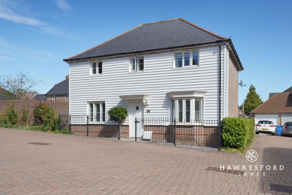 Ringlet Grove, Iwade - Front