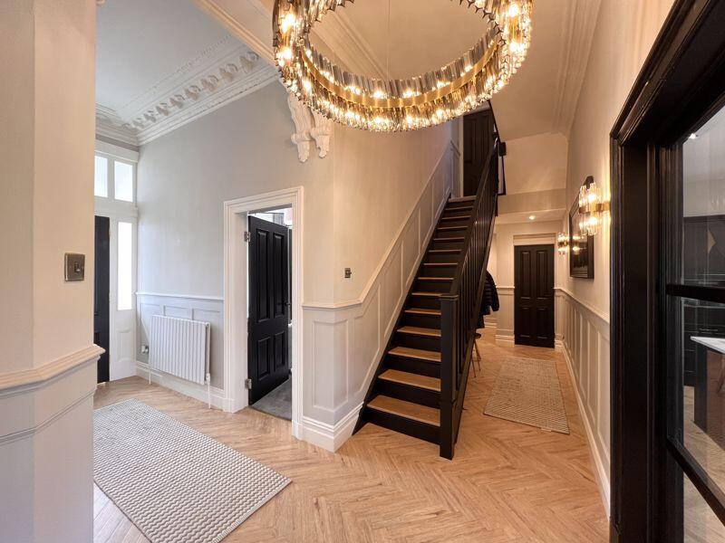 Entrance Hallway (1)