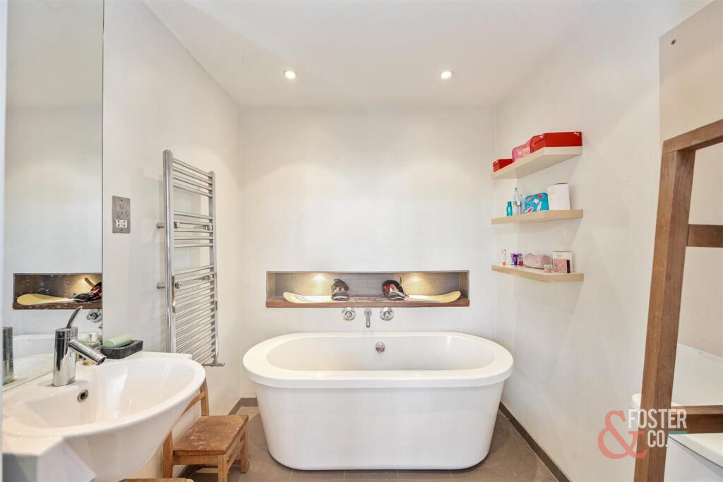 Stoneham Road, 80, Unit 1-021.jpg