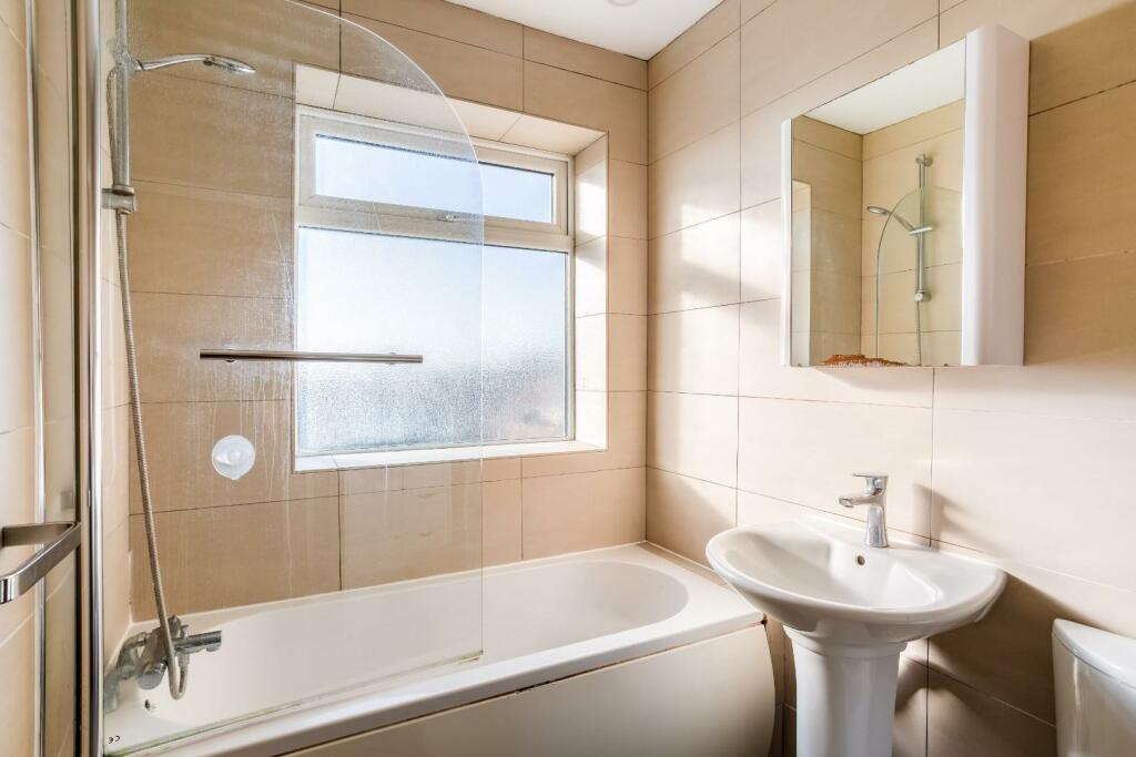 43 Gleton Avenue-3.jpg