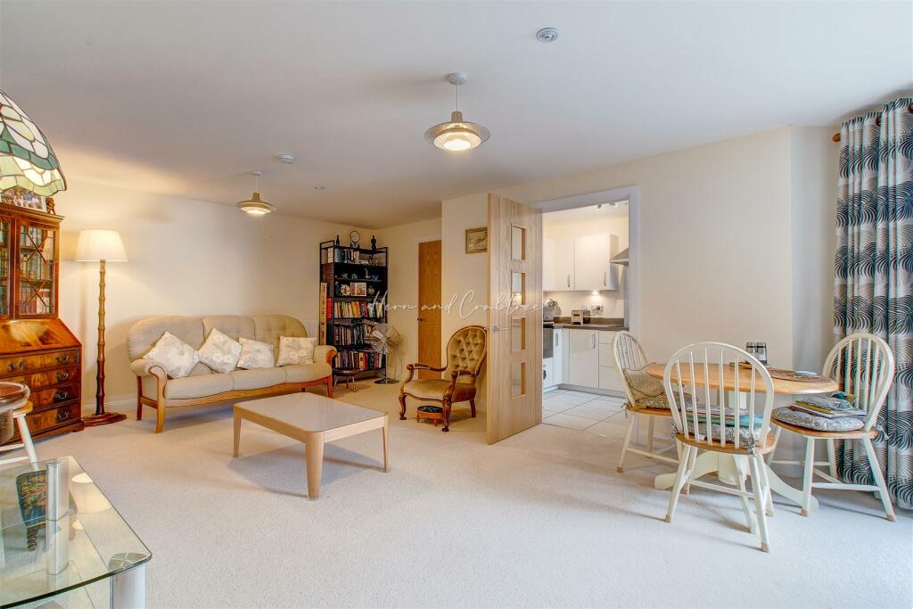 Llys Isan, Llanishen, HernCrabtree (1).jpg