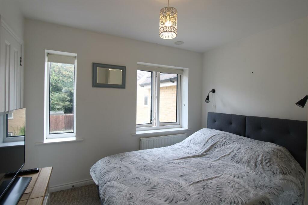 bed1.JPG