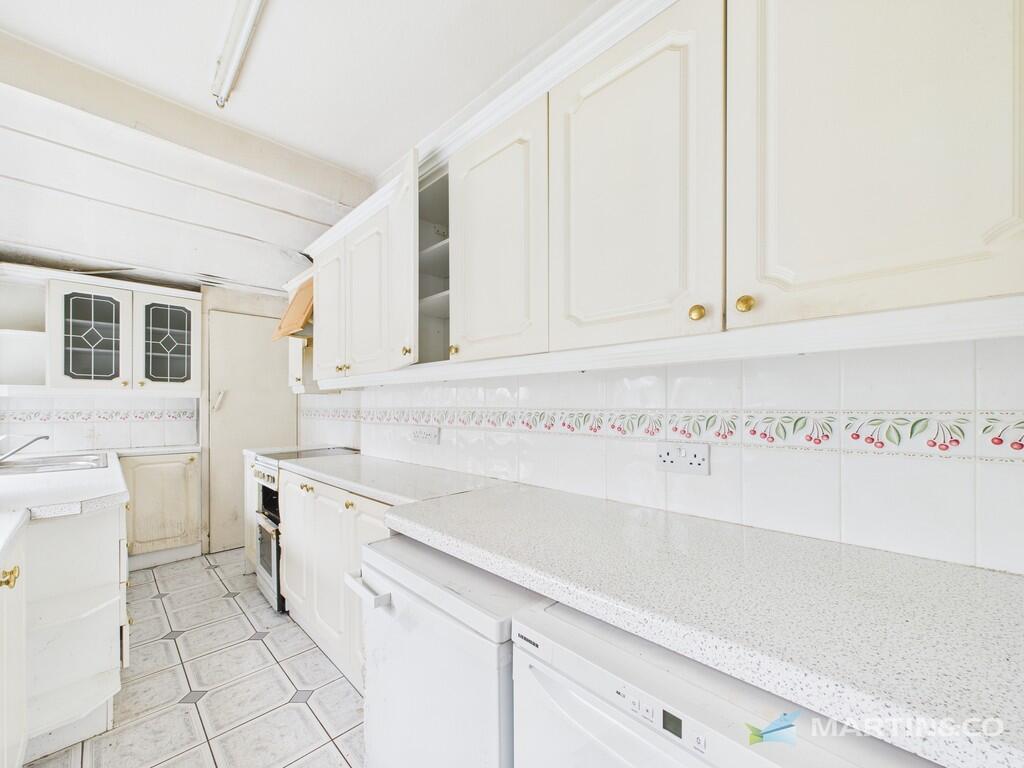 CAM02318G0-PR0576...