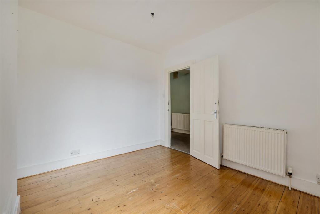 Brookdale Road, E17