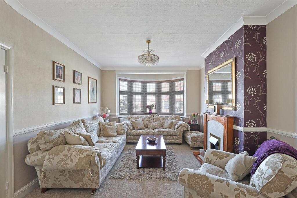 Through Lounge