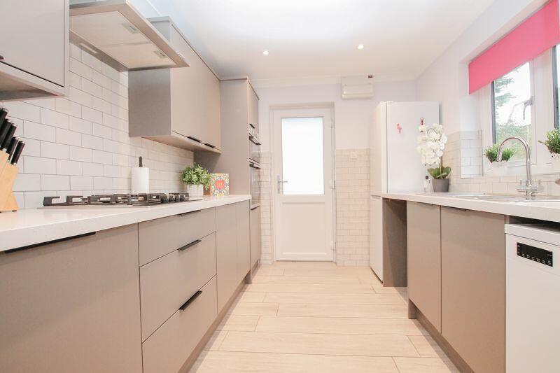 Kitchen (1)