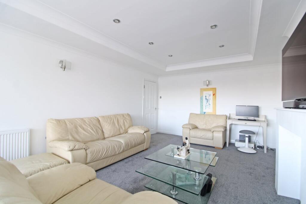 Foxgrove Road, Beckenham, BR3