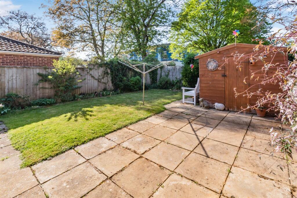 9 Marten Gate, Banbury-16.jpg