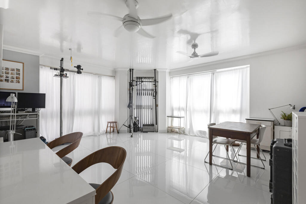 Lounge/Office/Studio