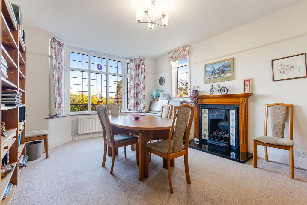 A14 - 7 Maryfield...