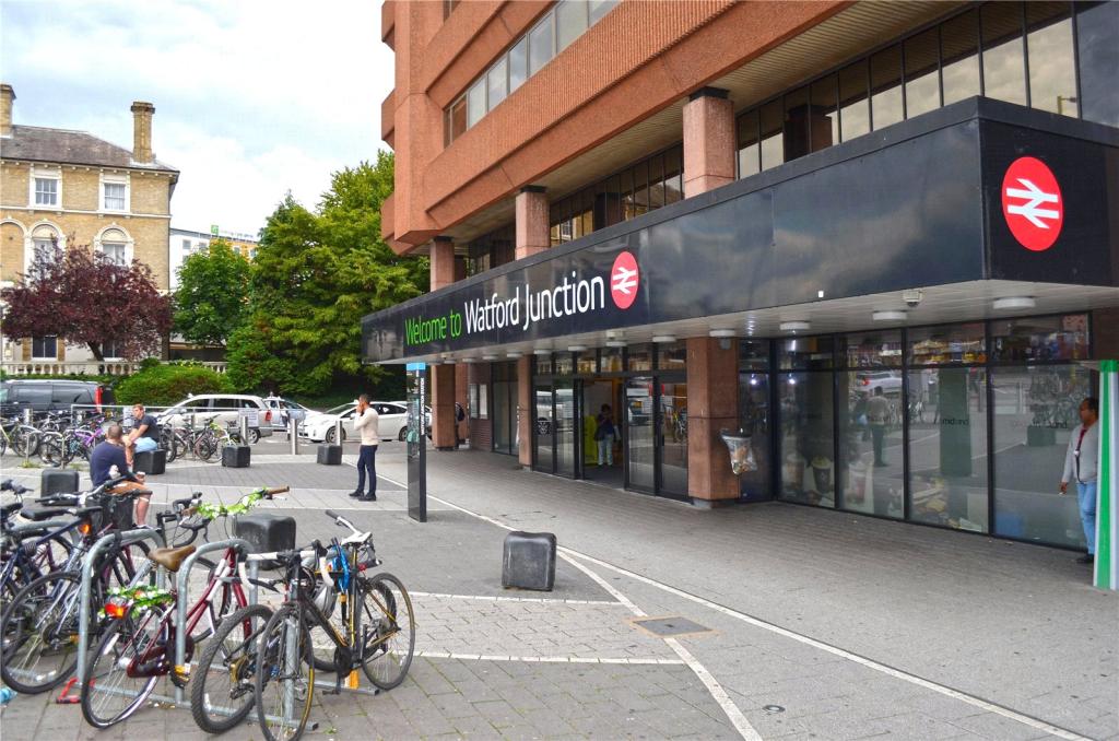 Watford Junction