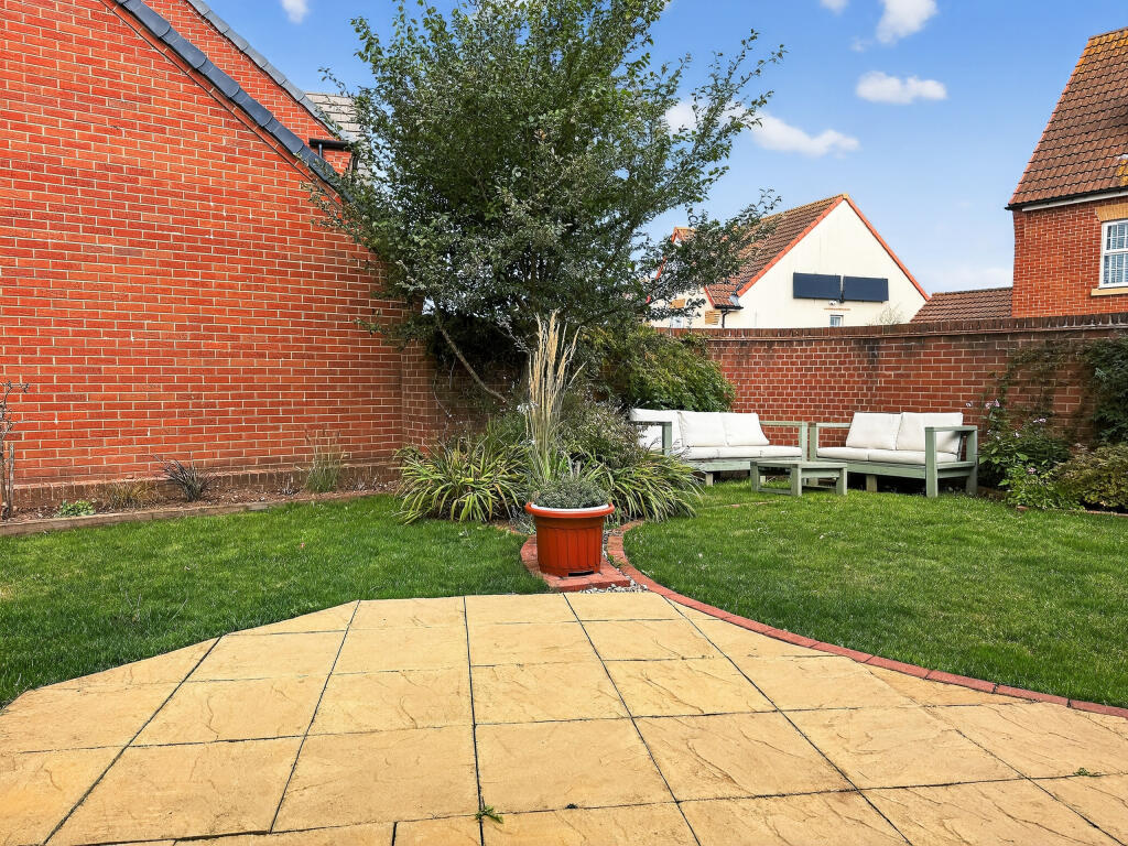 Enclosed Rear Garden