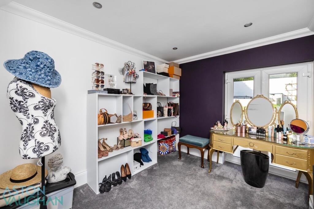 Valley Drive, 50-014.jpg