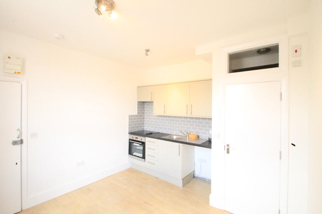 Holloway Road,  Holloway, N7