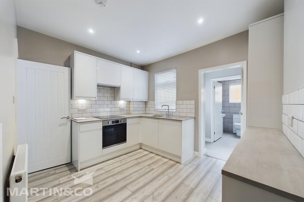 CAM01953G0-PR0070...