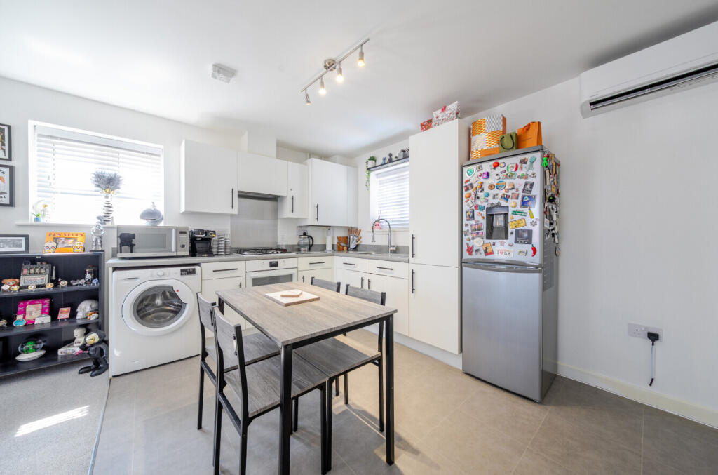 4-6821dea10534f-1...