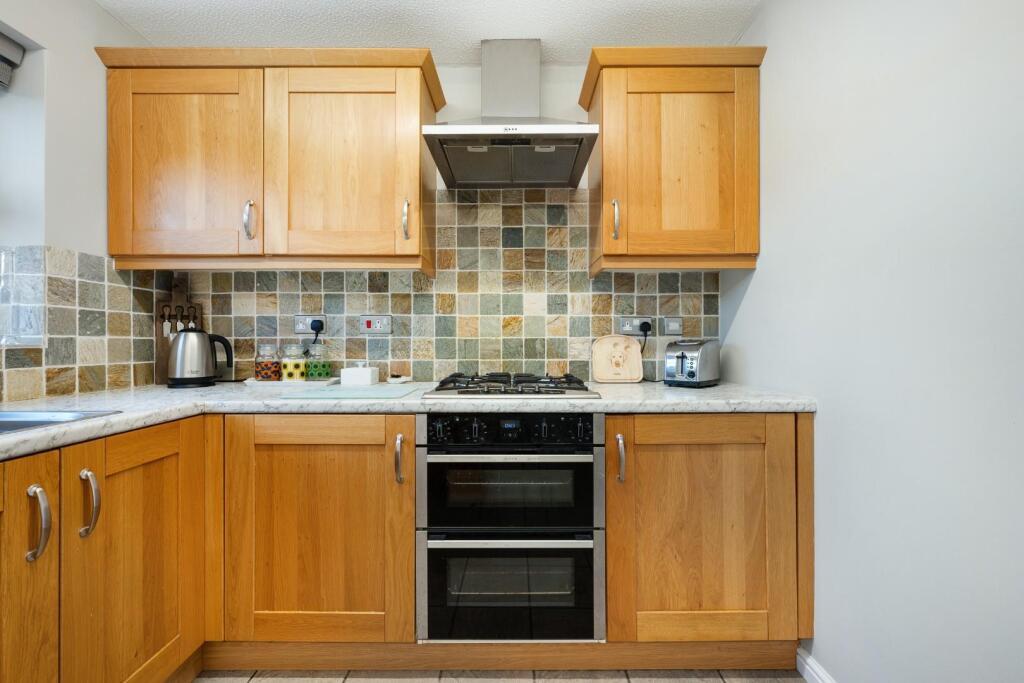 60 Saxby Avenue HDR-26.jpg