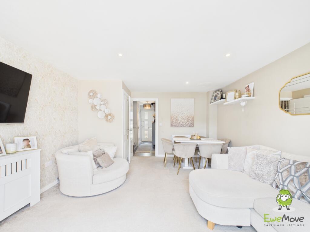 EweMove Estate Agents Basingstoke 