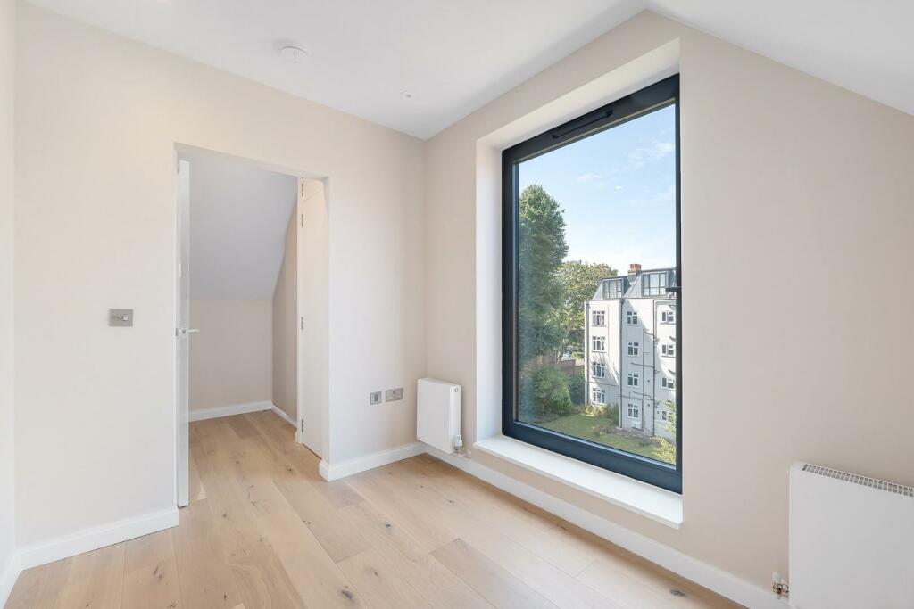 Bedroom 3.jpg