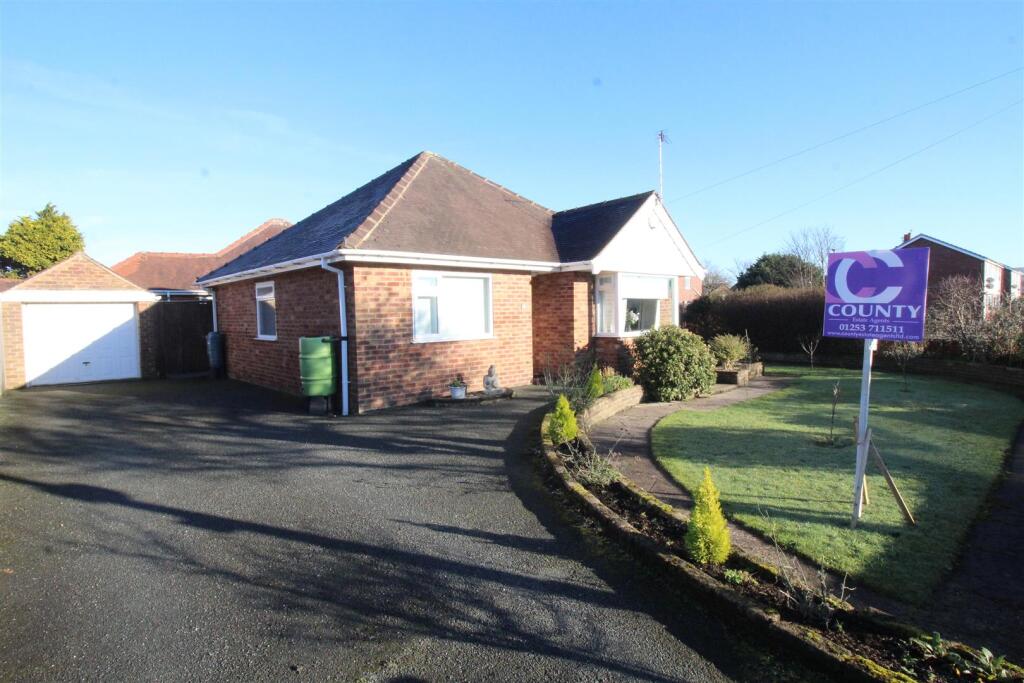 Boston Road, 29, V front new 1.JPG