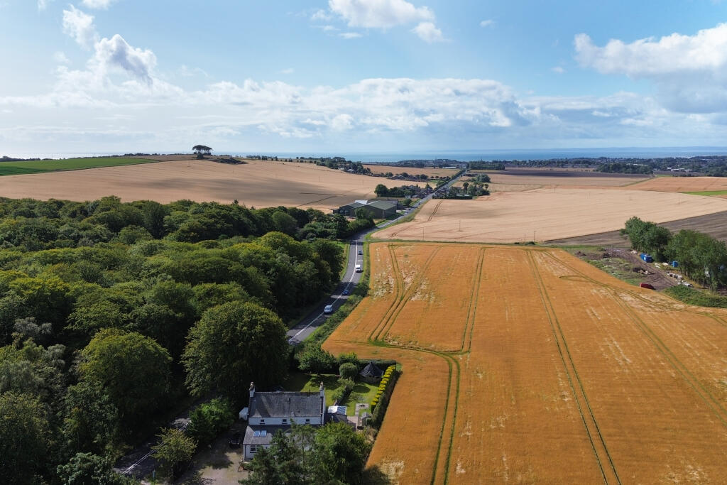 Surrounding Area &amp; View