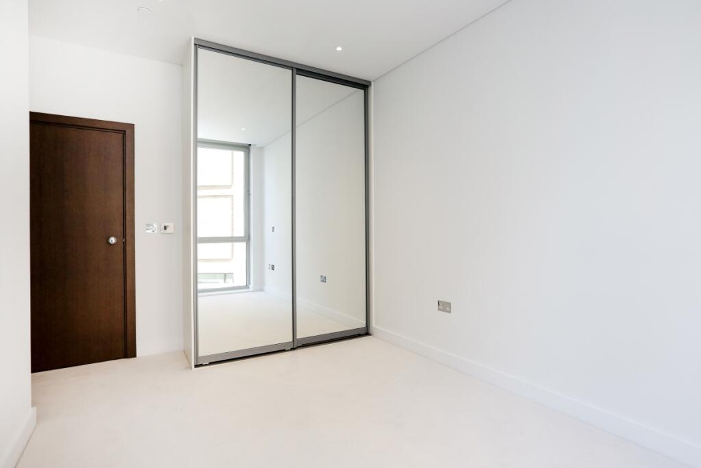 102-grand-tower-s...