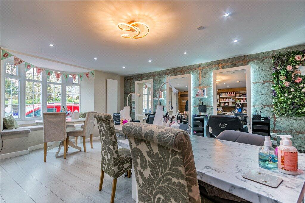 Hair Studio/Salon
