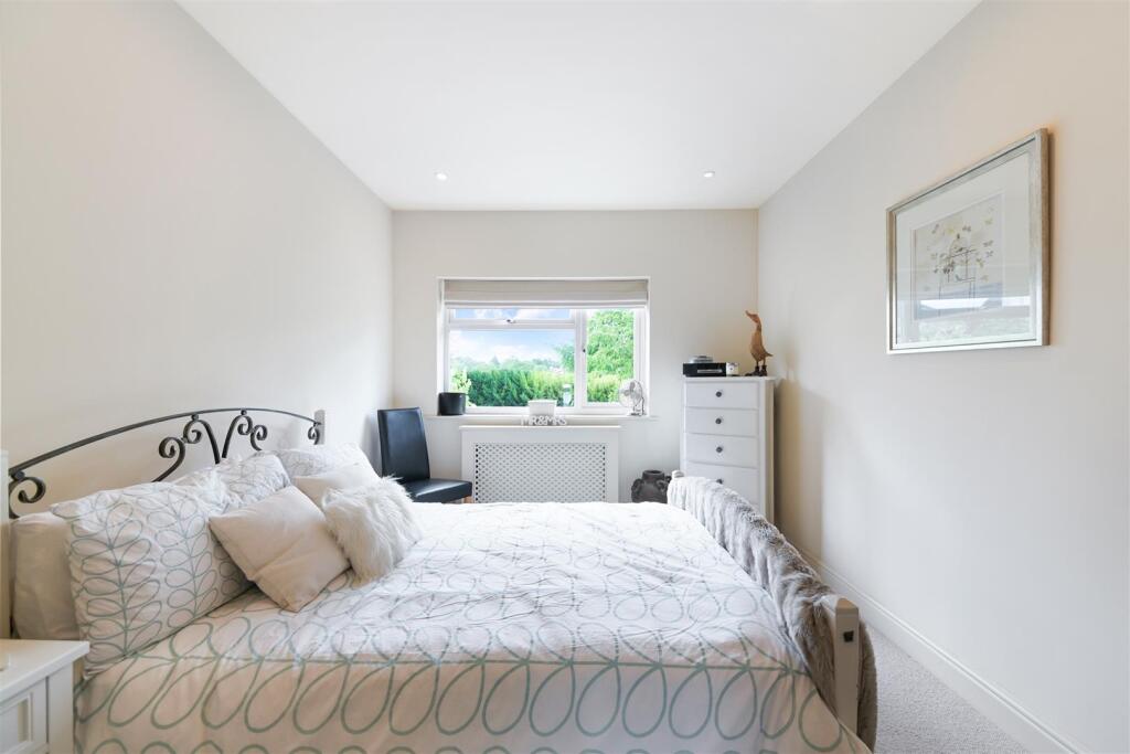 KINGSWOOD ROAD (14).jpg