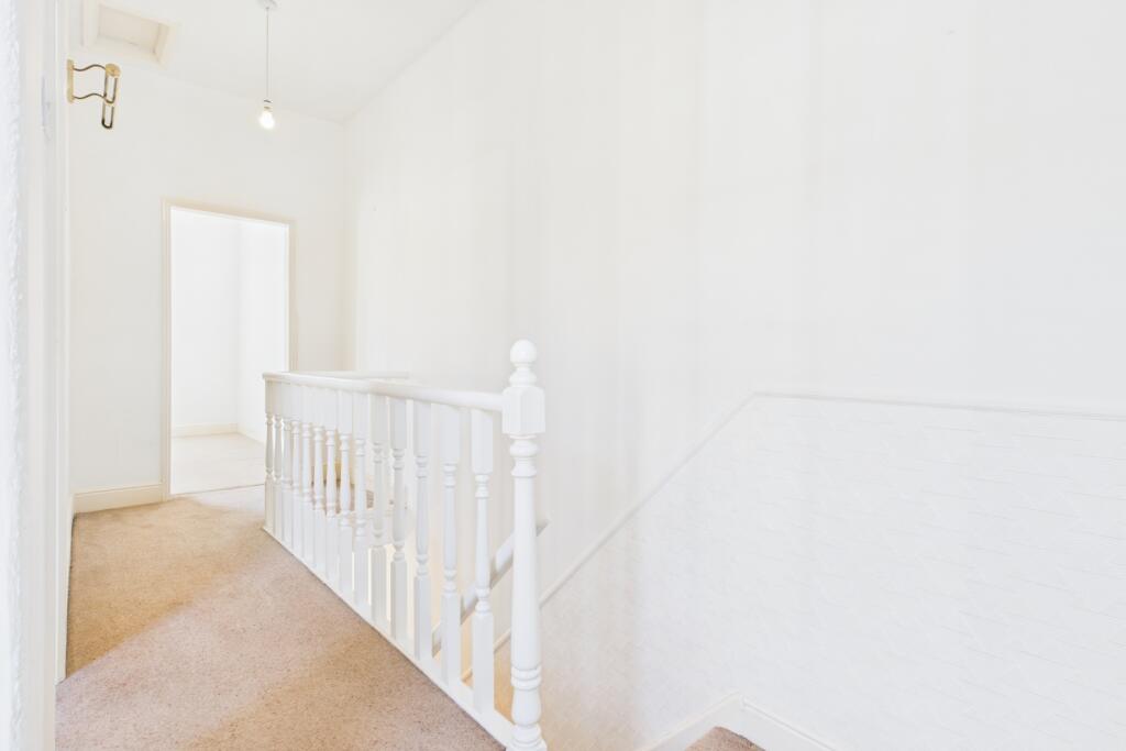 CAM03162G0-PR0247-STILL011