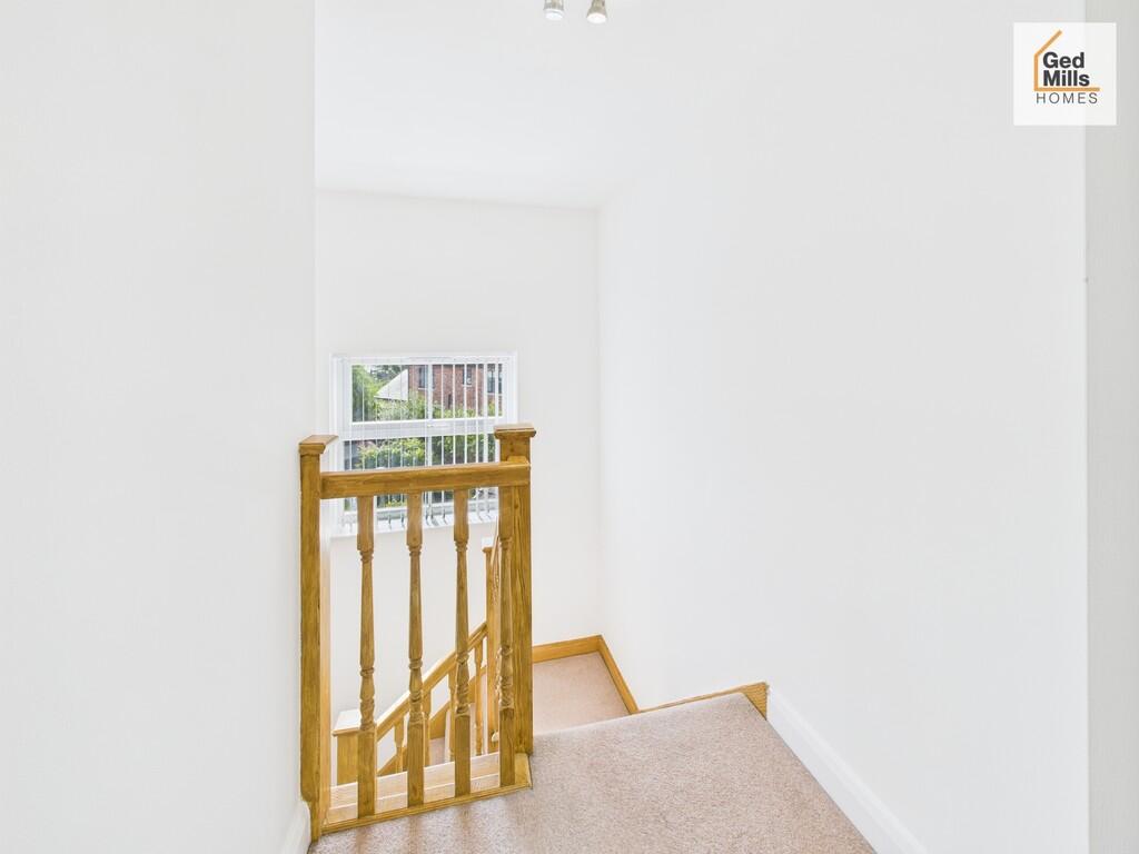 CAM04261G0-PR0083...