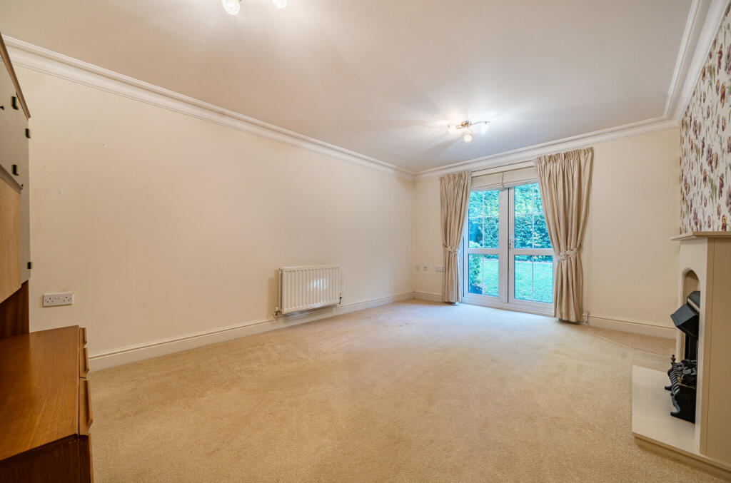 1374076-16-6900e0...