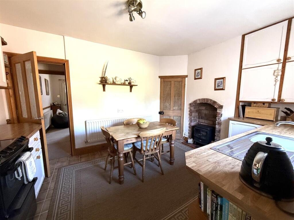 54 lion st kit 3.jpeg