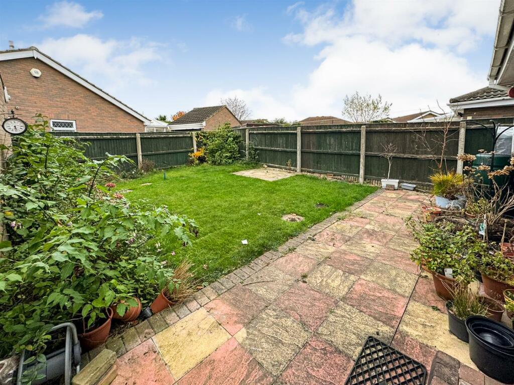 GARDEN 1