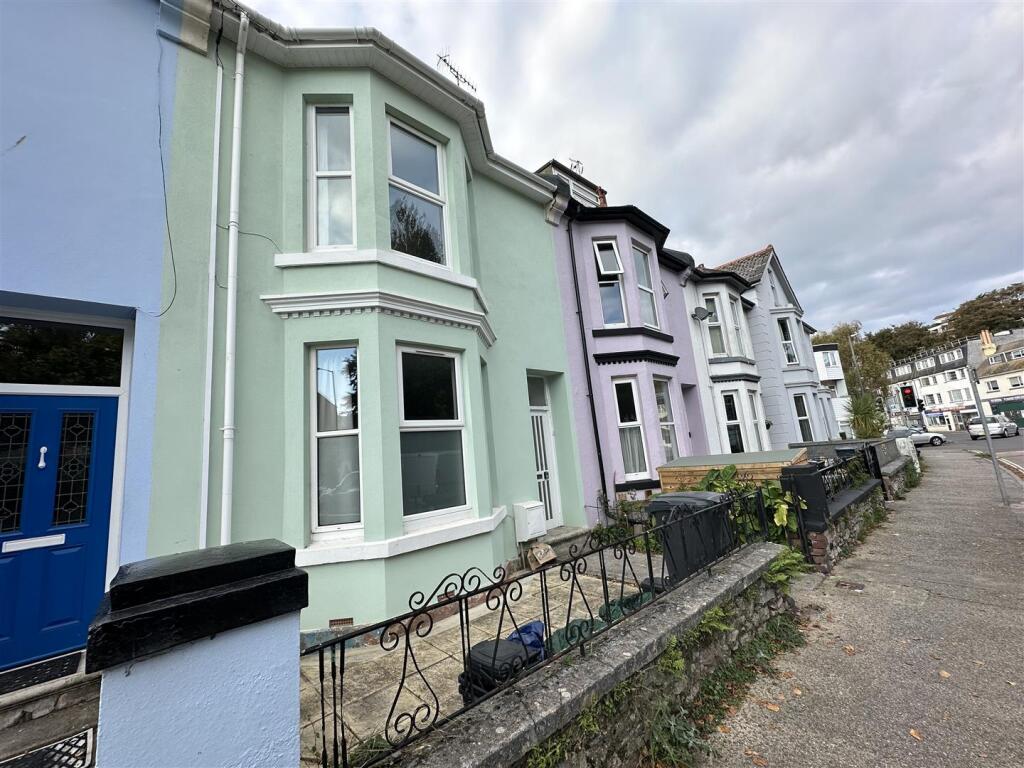 7 Greenswood Road.jpeg