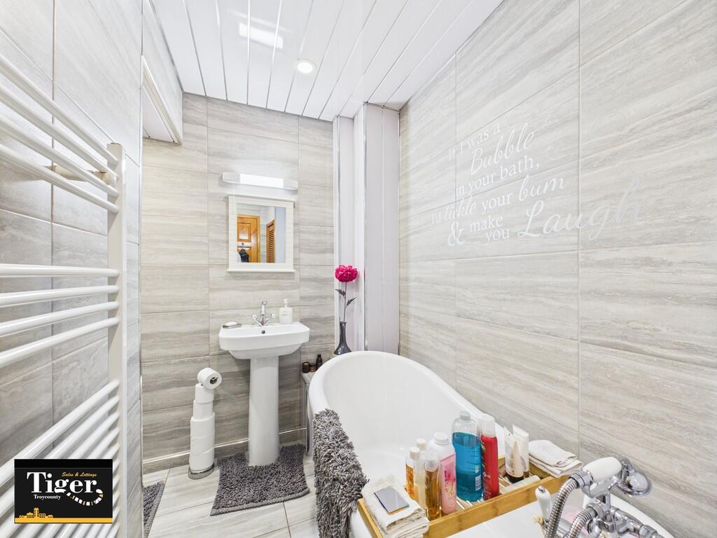 CAM03440G0-PR0380...