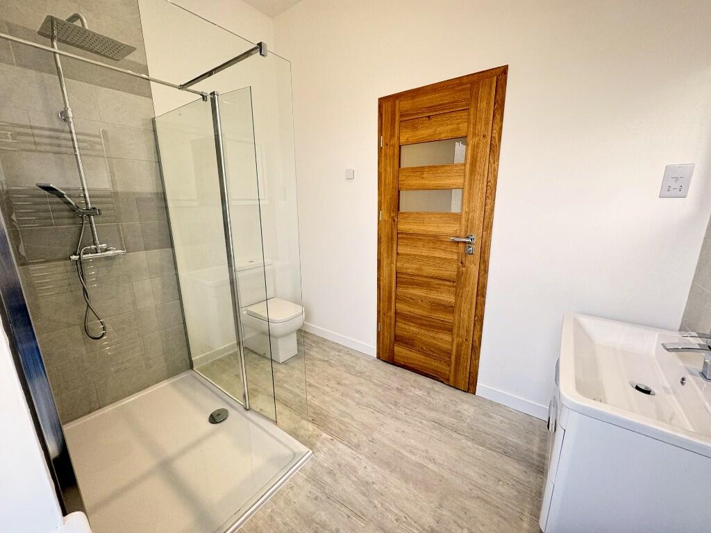 Shower-room 2
