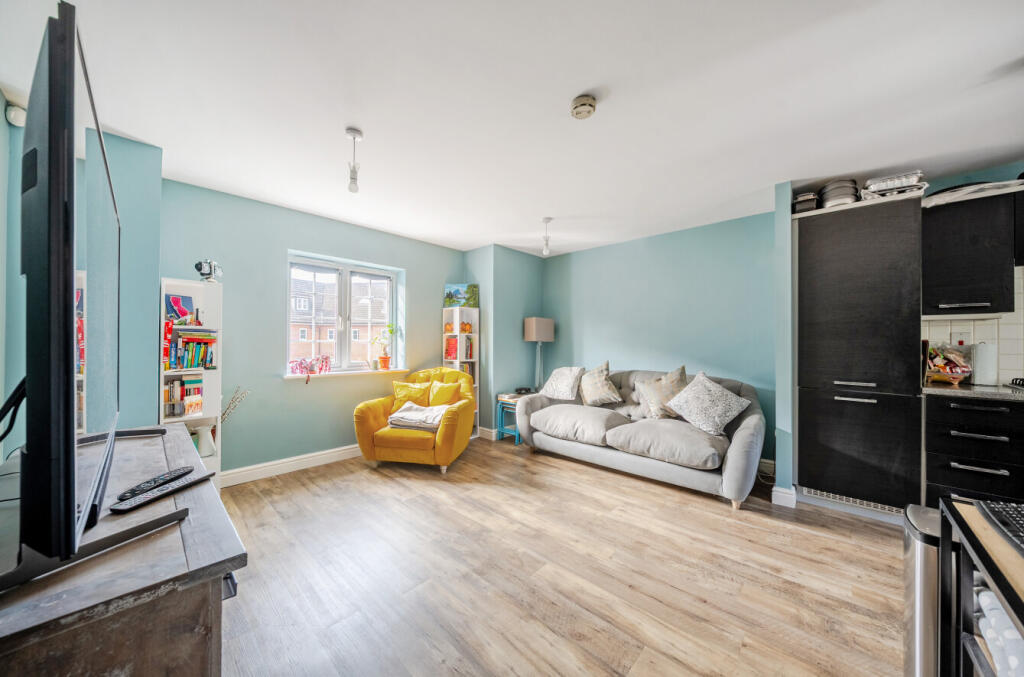 1341884-9-68a8372...