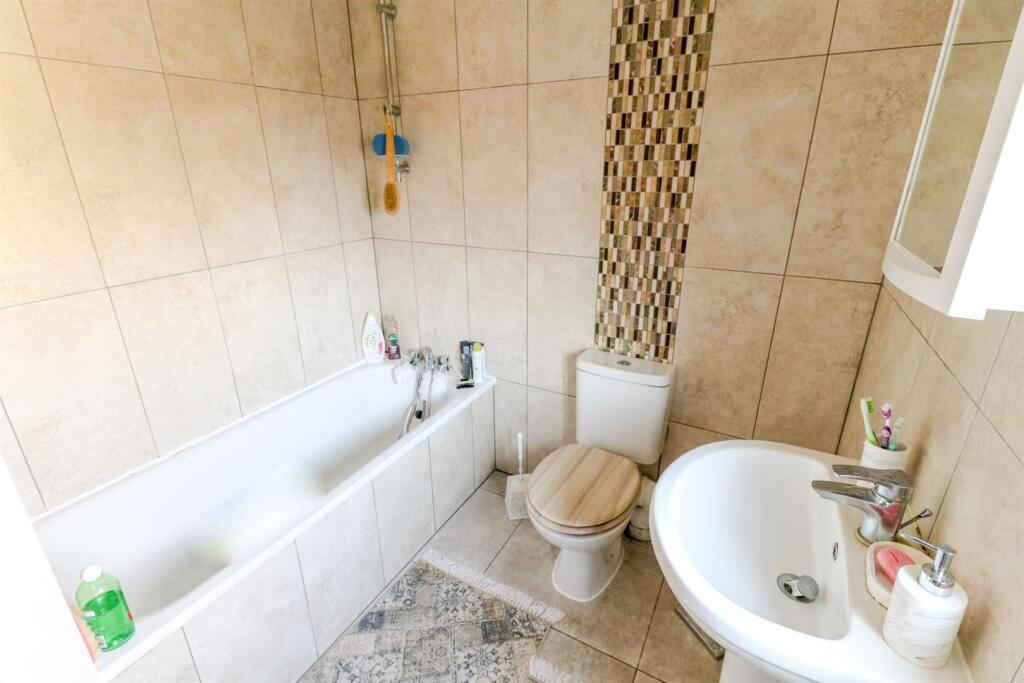 64 Totteridge Road-22.jpg