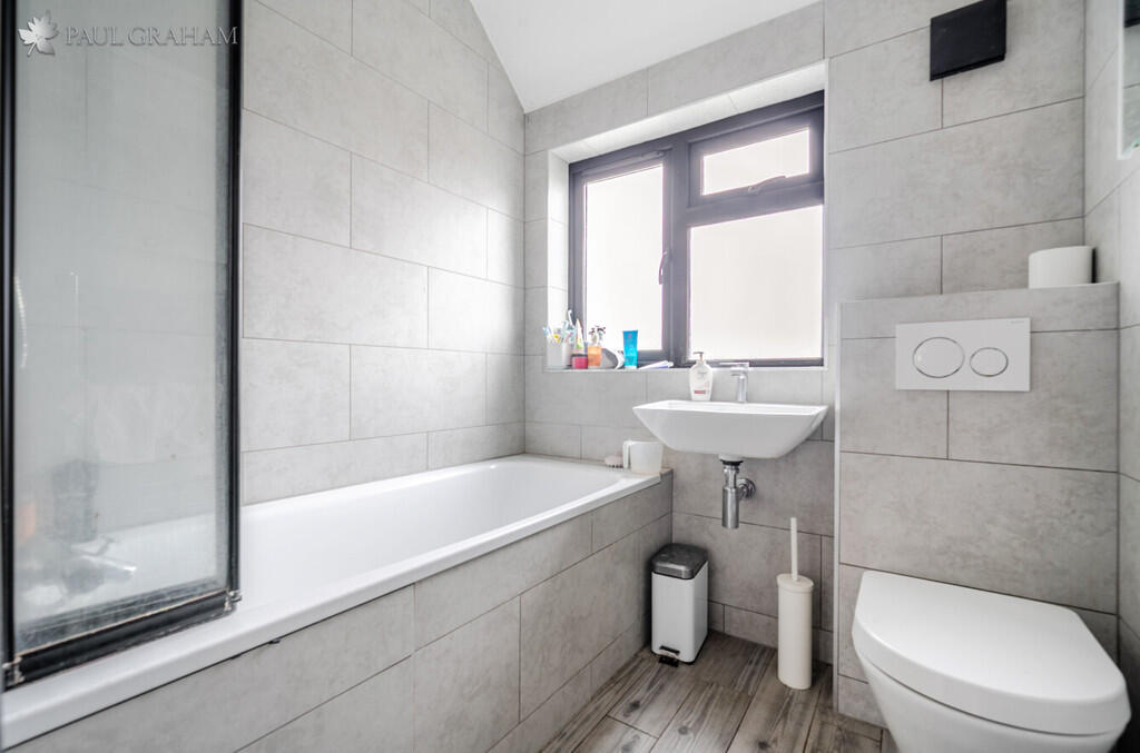 e24b4dc7-56ec-4d2...