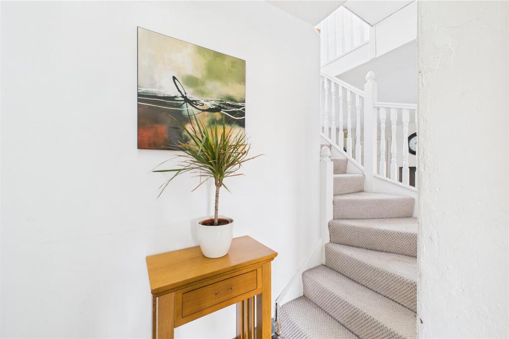 Rock Cottage, 116 Farleigh Road, Backwell, North S