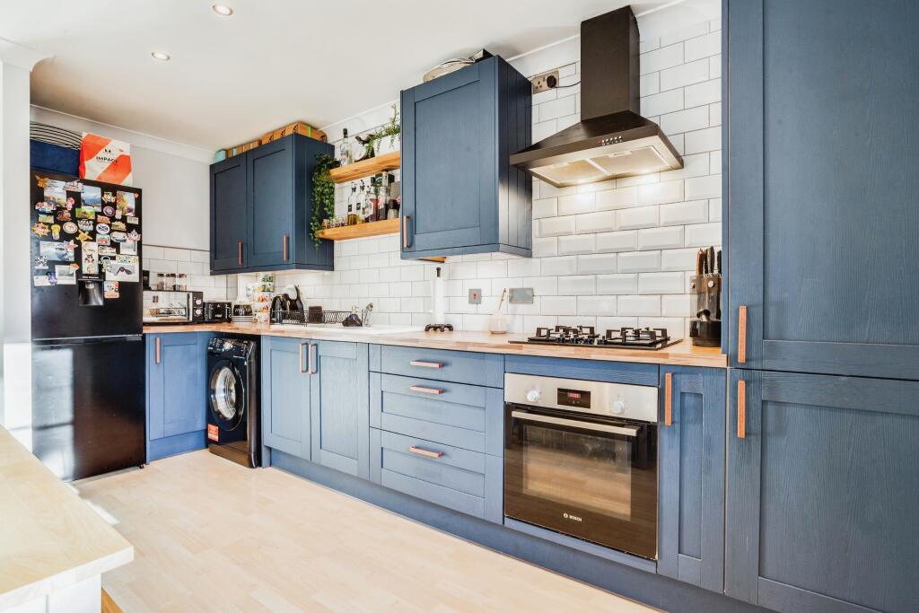 Lounge/Kitchen