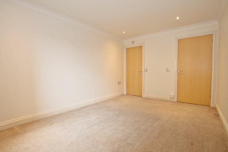 Bedroom (2)