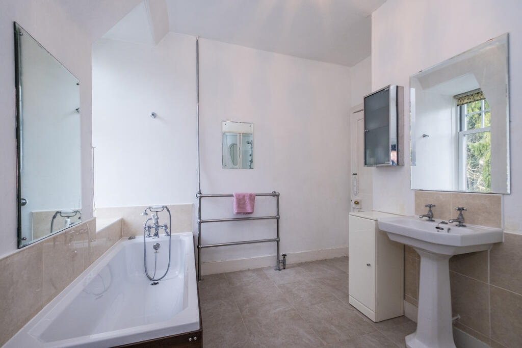 Bathroom alternative view